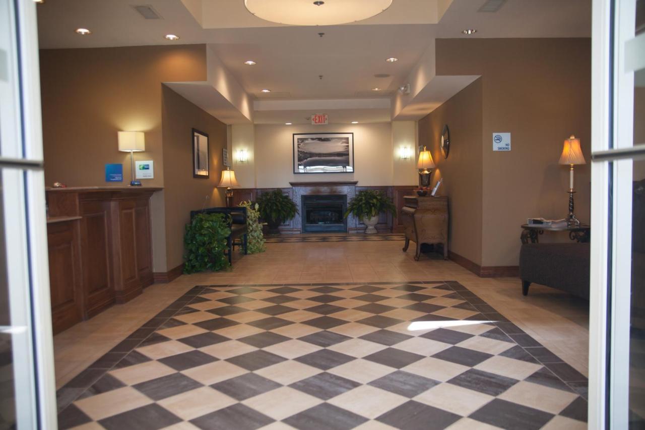 Holiday Inn Express Hotels & Suites Mountain Home By Ihg Bagian luar foto