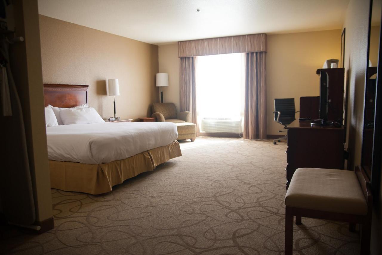 Holiday Inn Express Hotels & Suites Mountain Home By Ihg Bagian luar foto