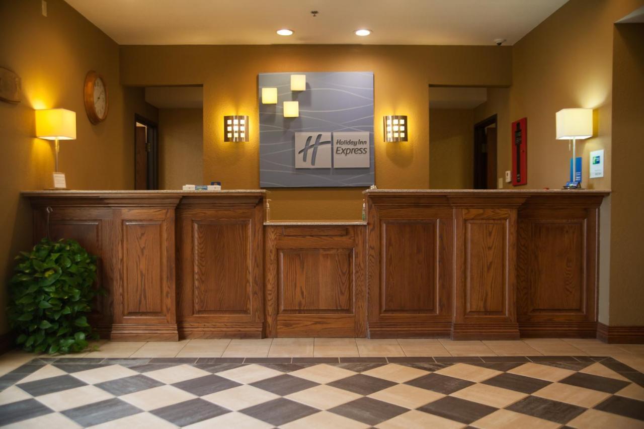 Holiday Inn Express Hotels & Suites Mountain Home By Ihg Bagian luar foto
