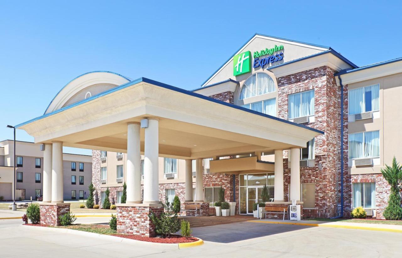 Holiday Inn Express Hotels & Suites Mountain Home By Ihg Bagian luar foto