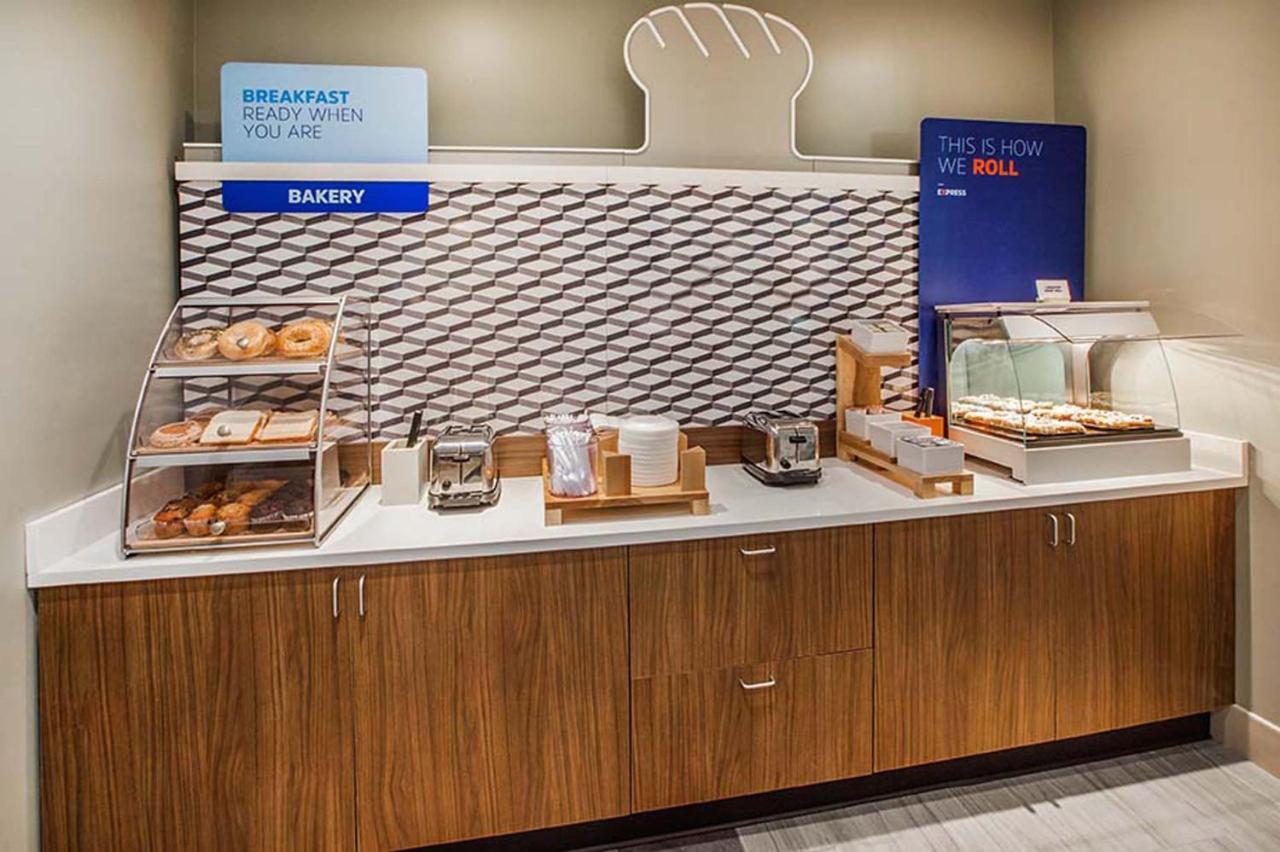 Holiday Inn Express Hotels & Suites Mountain Home By Ihg Bagian luar foto